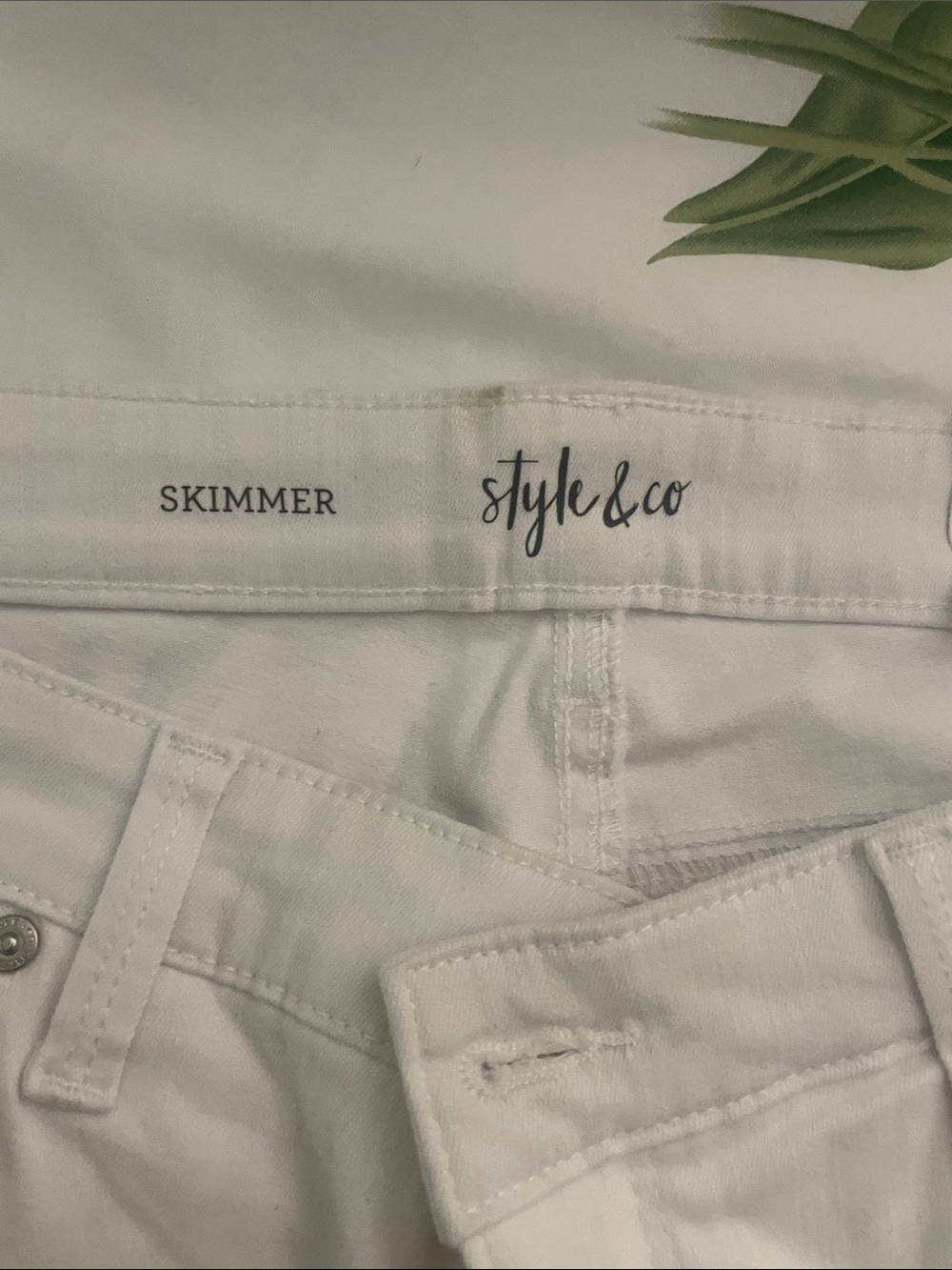 Style & Co. White Cropped Jean shorts size 14 - Picture 2 of 10